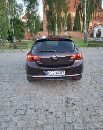 Opel Astra cena 31900 przebieg: 181000, rok produkcji 2015 z Szczecin małe 92